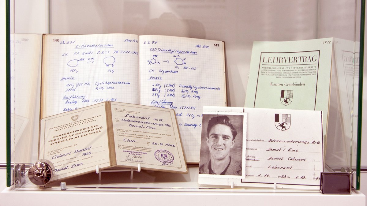 Lehrlingsunterlagen des ersten Lehrlings der Holzverzuckerungs AG, Chemielaborant Daniel Caluori.